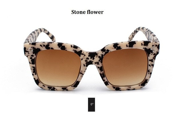 2020 Kim Kardashian sunglasses lady Top flat glasses Lunette Femme women luxury brand sunglasses women Rivet sun Glasse UV400