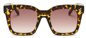 2020 Kim Kardashian sunglasses lady Top flat glasses Lunette Femme women luxury brand sunglasses women Rivet sun Glasse UV400